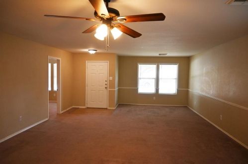 2025 Vanamen Ct, Conroe TX  77304-1601 exterior