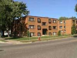 4348 Cedar Ave, Minneapolis MN  55407-3457 exterior