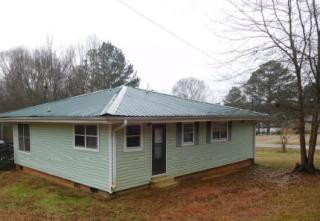 10 Pine Ridge Dr, Bowdon, GA 30108-2688
