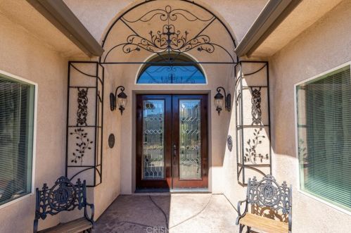 26551 Cumberland Rd, Tehachapi, CA 93561-9682