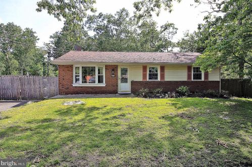 410 Carolina Trl, Browns Mills, NJ 08015-5406