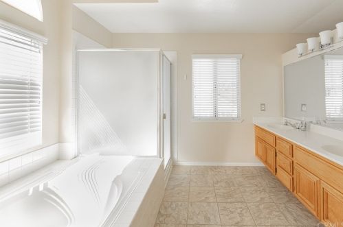 8543 Yarrow Ln, Riverside CA 92508-2971 exterior