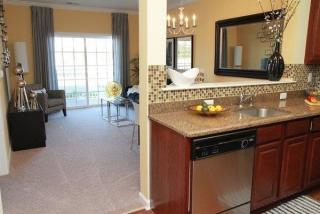 834 Grand Central Dr, Trenton NJ  08619-2065 exterior