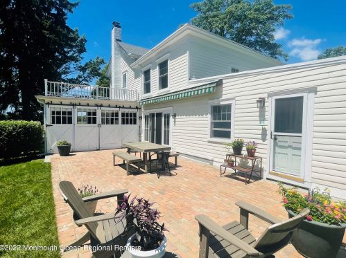 85 Swimming Riv Rd, Tinton Falls NJ 07724-2846 exterior