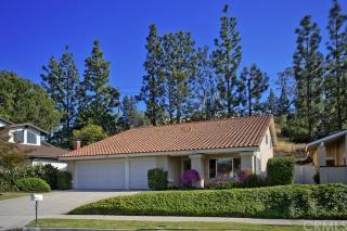5870 Camino Pinzon, Anaheim, CA 92807-3952