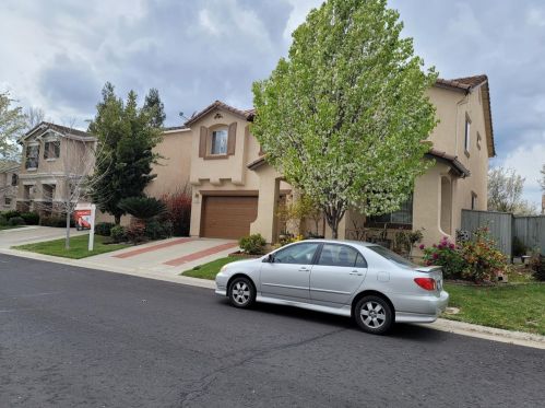 2719 Hinton Cir, Elk Grove, CA 95758-7648