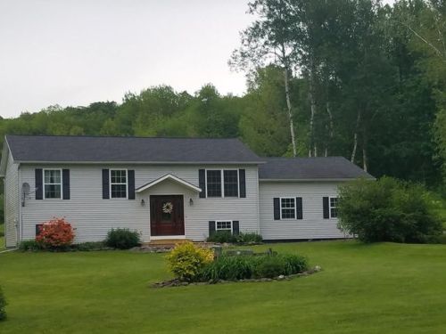 627 Kittell Rd, Sheldon VT  05483-9686 exterior
