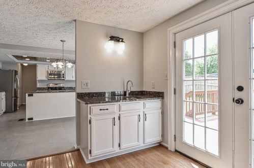 8407 Paige Glen Ave, Springfield VA  22152-3543 exterior
