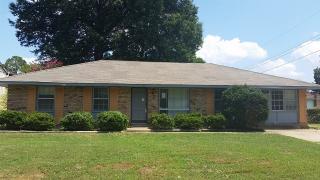 3582 Marty St, Memphis, TN 38109-3808