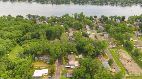 118 End Ave, Bull Valley, IL 60014-5226