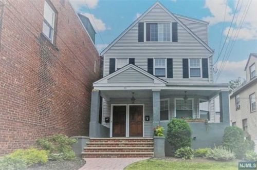 91 Bay St, Montclair, NJ 07042-4882