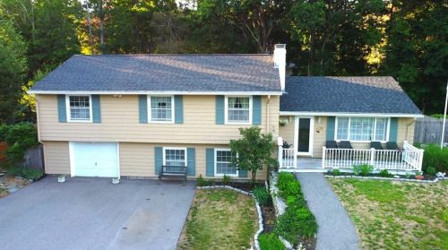 75 Shenandoah Rd, Warwick, RI 02886-8713