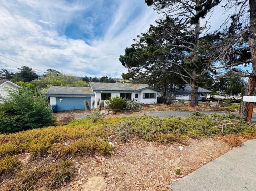 1556 Hilby Ave, Seaside, CA 93955-6011