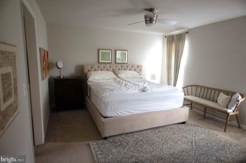 11913 Blue Violet Way, Bristow, VA 20136-2220