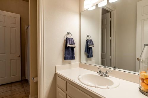 8024 Ocean Dr, Fort Worth TX  76123-1895 exterior