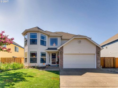 2665 Roanoke St, Woodburn OR  97071-7656 exterior