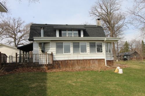 40913 Park Ave, Antioch, IL 60002-8709
