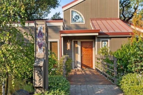 3922 Oak Hurst Cir, Fair Oaks, CA 95628-7408