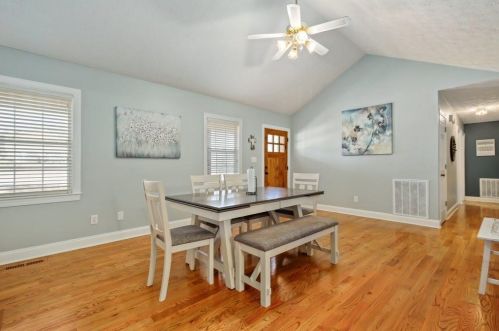 31 Saddle Trl, Jefferson GA  30549-4490 exterior