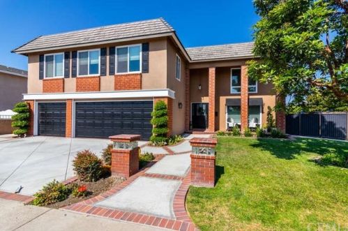 3711 Wisteria St, Seal Beach, CA 90740-3102