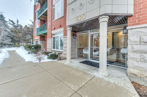 620 Mchenry Rd, Wheeling, IL 60090-3859