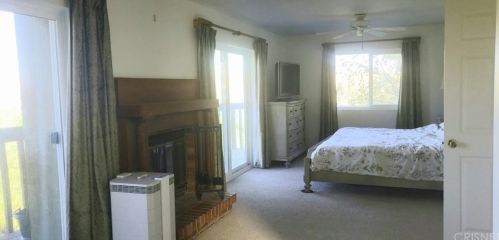 1319 Gonzales Rd, Simi Valley CA exterior