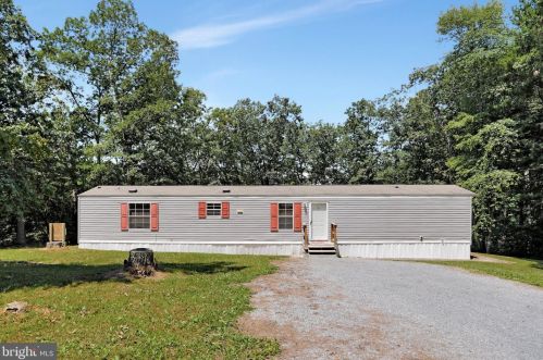 375 Conservation Dr, Hedgesville, WV 25427-5449