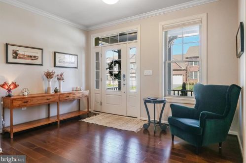 13255 Redspire Dr, Silver Spring, MD 20906-6740