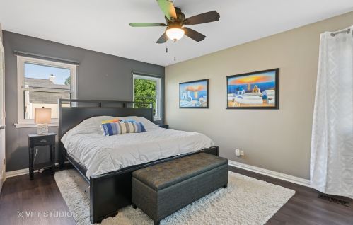 416 Essex Pl, Carol Stream IL  60188-9200 exterior