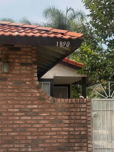 1890 Topeka Way, Colton, CA 92324-6335