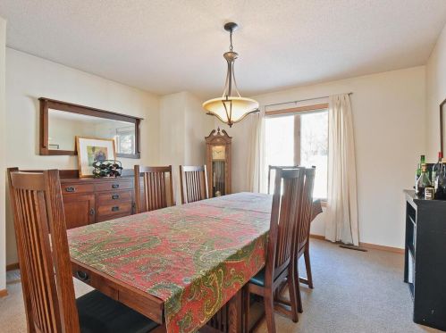 1539 Blackhawk Lake Dr, Saint Paul MN  55122-1258 exterior
