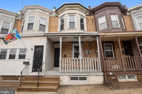 220 Warren St, Gloucester, NJ 08030-1029