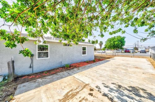 9780 Birmingham Ave, Riverside CA  92509-3594 exterior