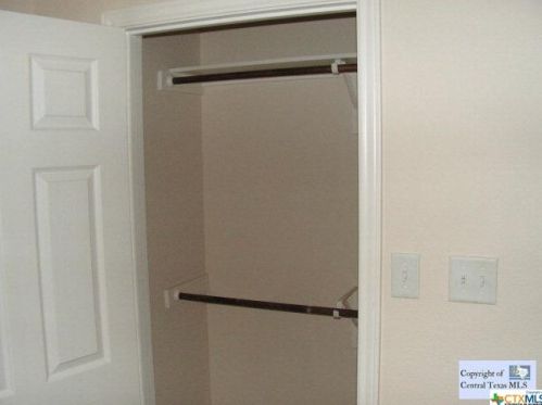 1140 Indian Holw, Spring Branch TX  78070-4100 exterior