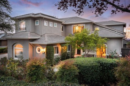 1272 Terracina Dr, Folsom, CA 95762-5403