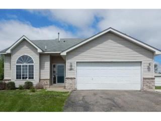1271 Creekside Dr, Minnetrista, MN 55387