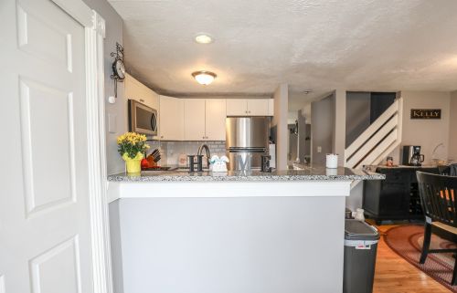 20 Cortez Dr, Nashua, NH 03062-1427