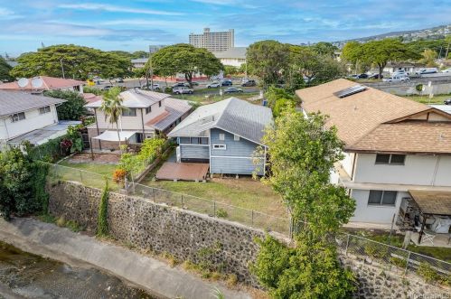 1837 Pacific Hts Rd, Honolulu HI  96813-1571 exterior