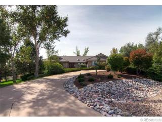 18838 Briarwood Dr, Aurora, CO 80016-2102
