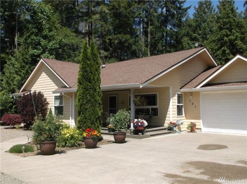 101 Fairway Dr, Cushman Dam, WA 98548-9629