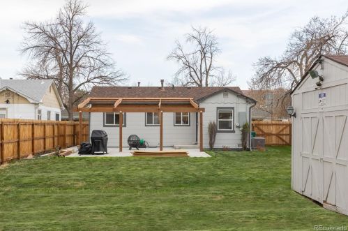 1733 Oakland St, Denver CO  80010-2823 exterior