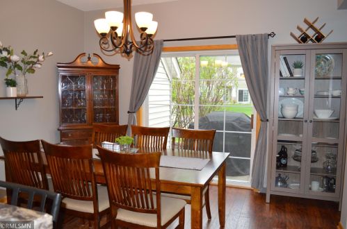1888 Bluestem Ln, Saint Paul MN  55126-5018 exterior
