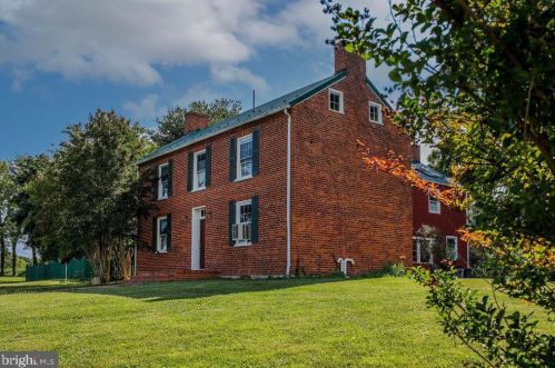 1901 Trough Rd, Shepherdstown, WV 25443-4592
