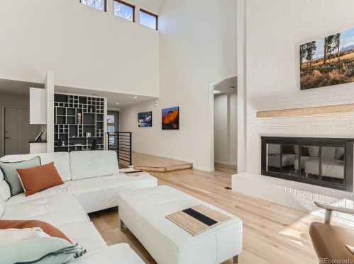 24 Beacon Hill Ln, Englewood CO  80111-5244 exterior