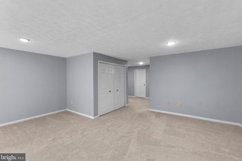 2923 Mozart Dr, Silver Spring MD 20904-6815 exterior