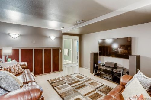 40 Trenton St, Denver CO  80238-3202 exterior