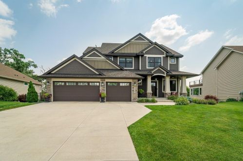 15085 Valley View Dr, Prior Lake, MN 55378-3642
