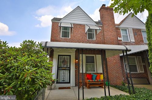 942 Allens Ln, Philadelphia, PA 19150-3402