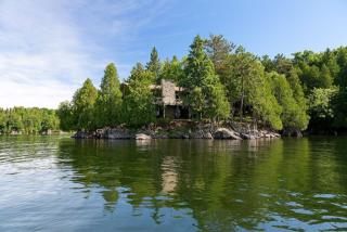 822 Braeloch Rd, Colchester, VT 05446-7477