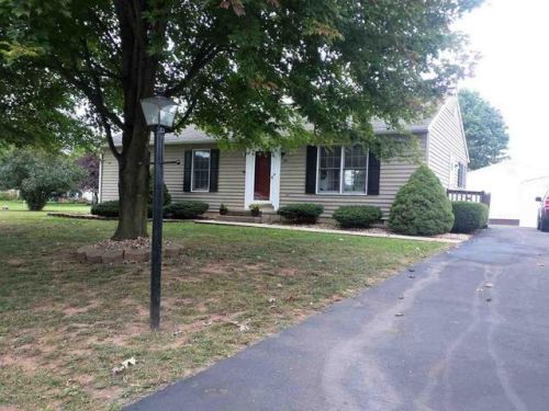 1925 Mccall Dr, Montezuma, VA 22821-9357